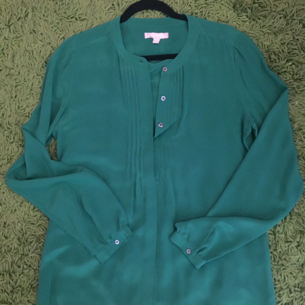 Banana Republic Green Silk blouse